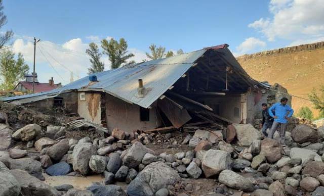 Kalbi yıkıma dayanmadı