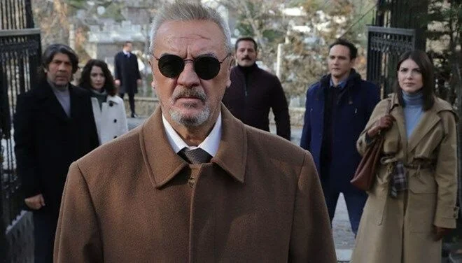 Oyuncu Mesut Akusta beyin kanaması geçirdi