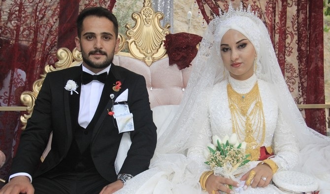 Hakkari'de Adıyaman ailesinin mutlu günü