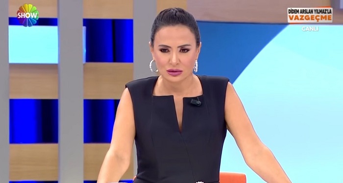 Didem Arslan Yılmaz'dan Kürtçe konuşan konuğa engelleme: Burası Türkiye Cumhuriyeti