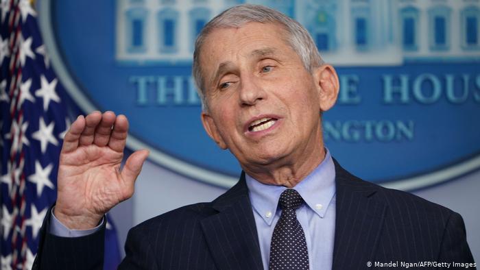 ABD'li uzman: Pandemi 2022 ilkbaharında bitebilir