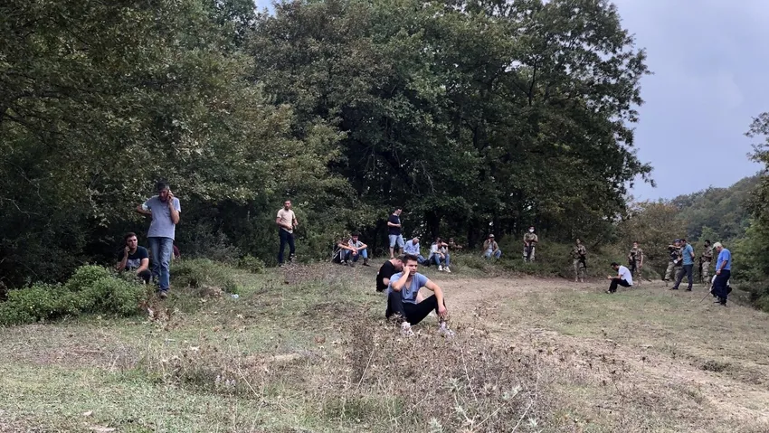 Arkadaşını öldürüp arama çalışmalarına katıldı
