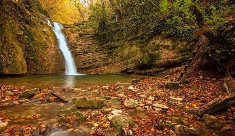 Her Ömrün bir eylülü vardır (Hoş gelmişsin Sonbahar)