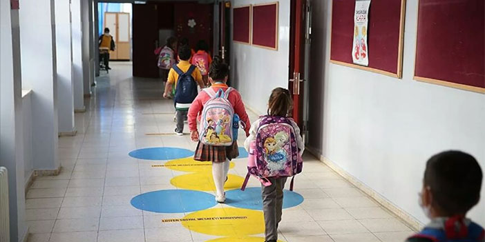 Milli Eğitim Bakanlığı'ndan Kovid-19 rehberi