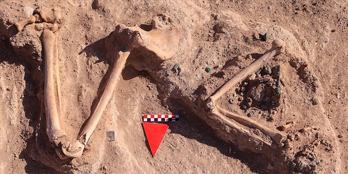 Çavuştepe Kalesi'nde takıları ve iki mührüyle gömülen kadın yöneticinin mezarı ortaya çıkarıldı