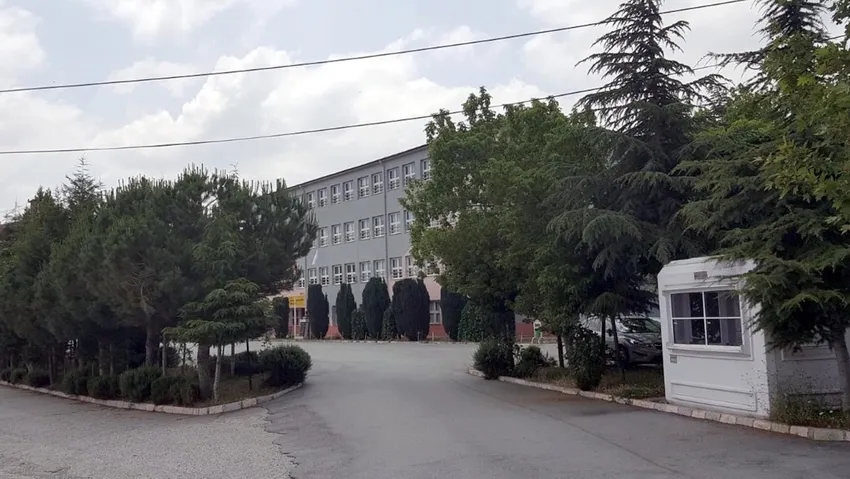 3 öğrencinin testi pozitif çıktı