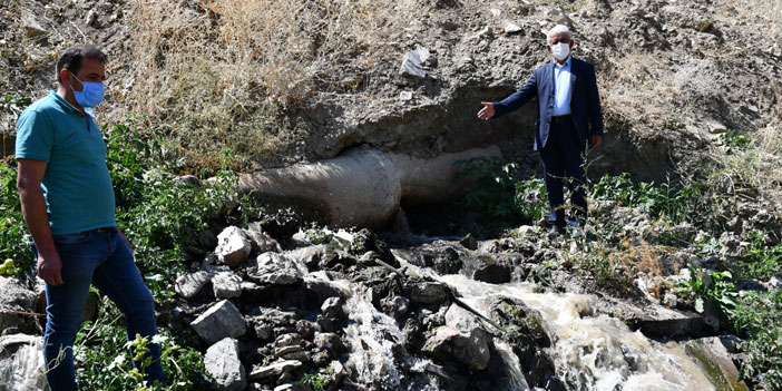 Hakkari'de mahallelinin 'Kanalizasyon' tepkisi