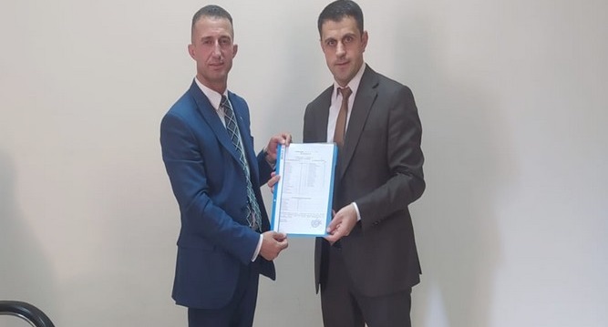 Memleket partisi Hakkari il başkanı Ediş mazbatasını aldı