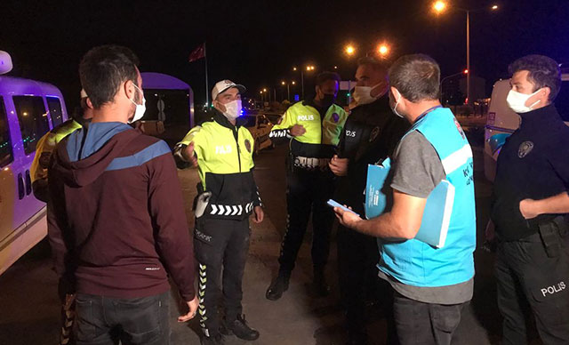 Karantina süresinin bitmesine dakikalar kala yolculuk yaparken yakalandı