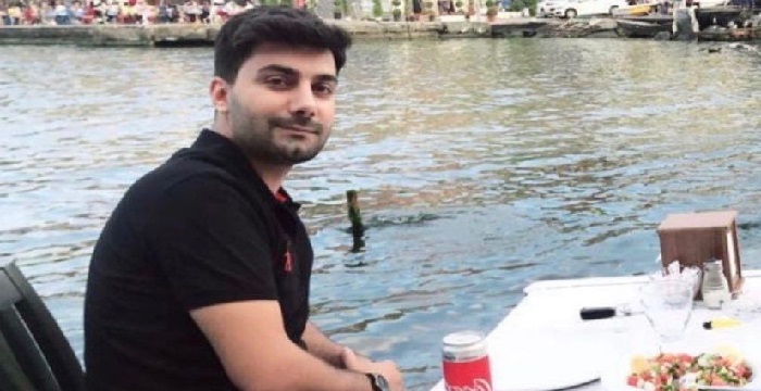 Hoşça kal kayıp kentin yakışıklı çocuğu!