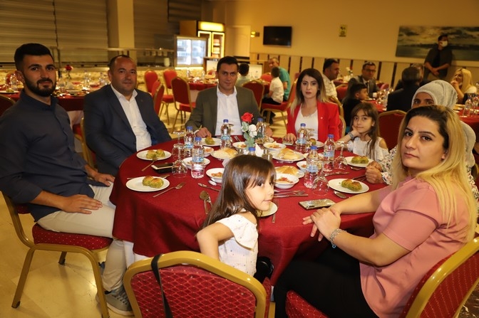 Hakkari’de şehit ve Gazi yakınları onuruna yemek