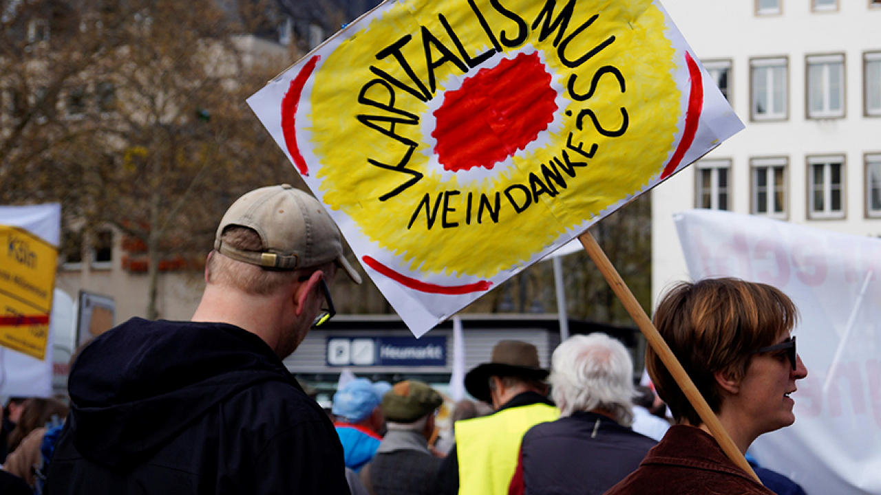 Berlin halkı fahiş kiralara karşı kamulaştırmaya "evet" dedi