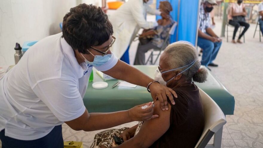 “Hastaneler aşılanmamış insanlarla dolu"