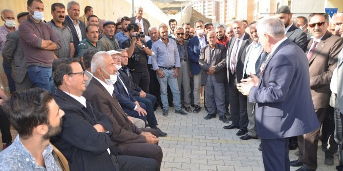 Yüksekova TOKİ'leri teslim ediliyor