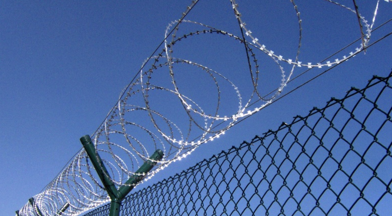 Dinlenme tesislerine göçmen talimatı