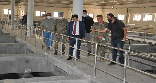 Kaymakam Özdemir içme suyu arıtma tesisinde incelemelerde bulundu