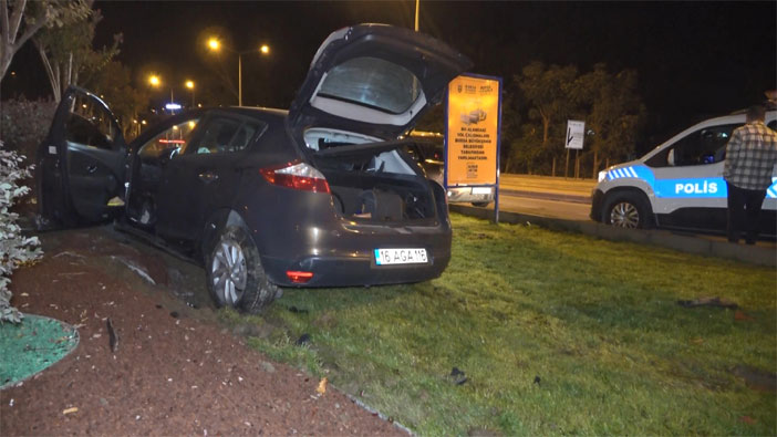 30 kilometrelik kovalamaca, ağaca çarparak bitti, polis 9 bin 950 lira ceza kesti