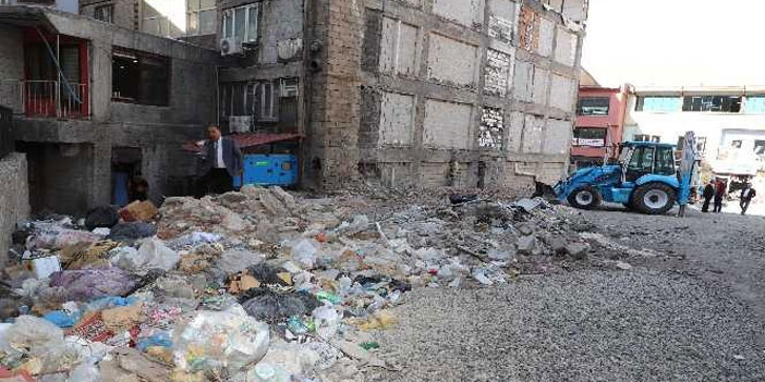 Hakkari'de esnafa çöp uyarısı