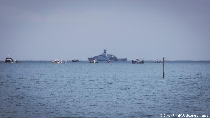 Fransa'dan İngiltere'ye yaptırım tehdidi