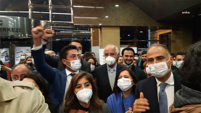 Durakoğlu yeniden seçildi!