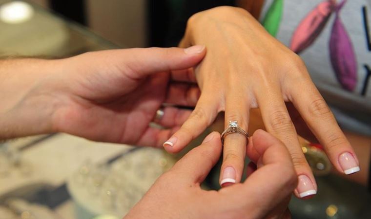 Dövizdeki artış damat adaylarını da vurdu