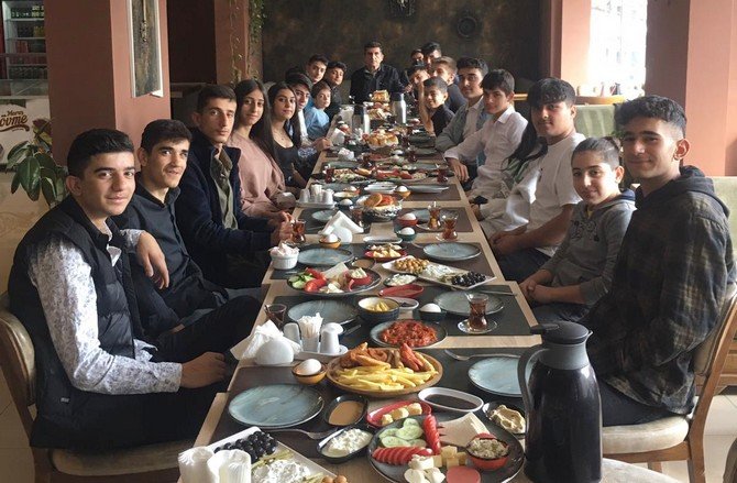 Basketbolcular kahvaltıda buluştu