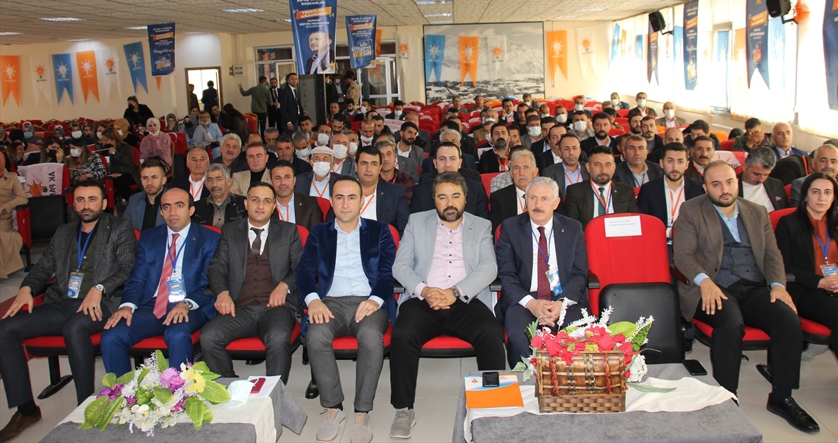 Hakkari'de 'AK Parti Teşkilat Akademisi Eğitimi' başladı