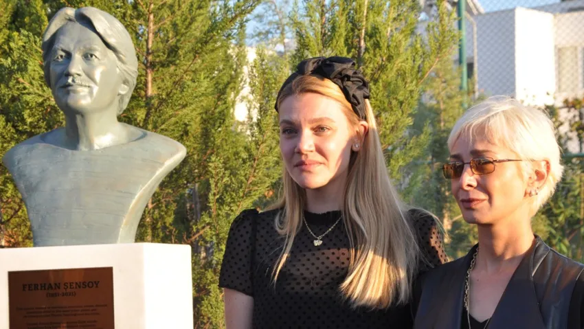 Şensoy büstü açıldı