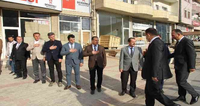 Vali Akbıyık'tan Şemdinli'ye ziyaret