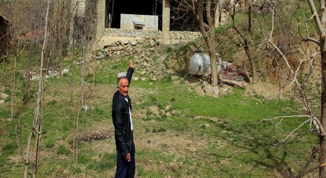 Hakkari'de çatıdan düşen vatandaş hayatını kaybetti