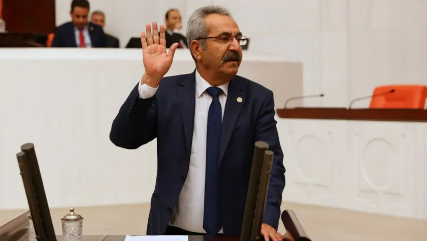Eski HDP'li milletvekili ev baskınıyla gözaltına alındı