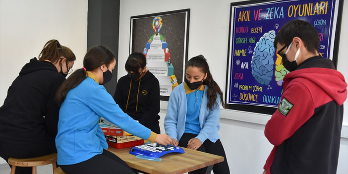 Hakkarili gençler "eğitim seferberliği" ile hayallerine kavuştu