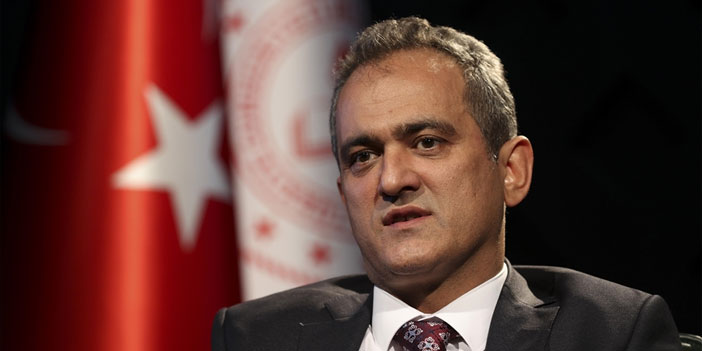 Milli Eğitim Bakanı Mahmut Özer: Sistem kendi kendini kapatana kadar okullar açık olacak
