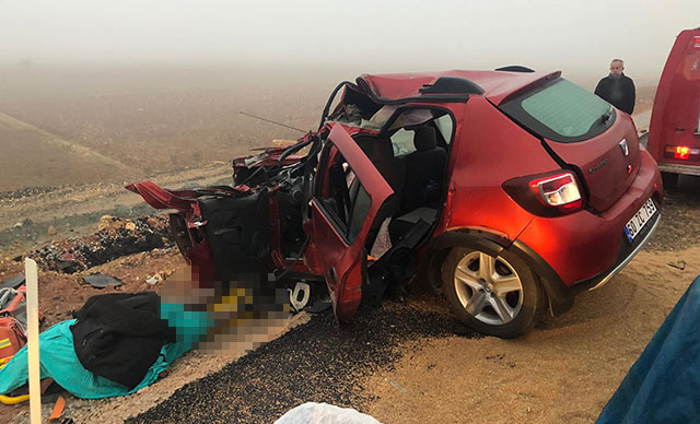 3 aracın karıştığı sis kazası: 1 ölü, 9 yaralı