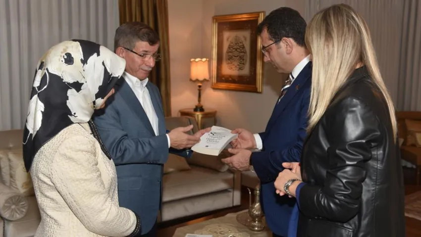 İmamoğlu'ndan Davutoğlu'na ev ziyareti