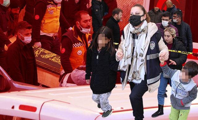 18 yaşındaki oğlunu öldürdü, eşi ve kızını yaraladı