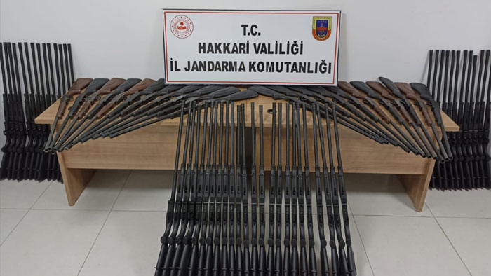 Derecik'te 71 adet av tüfeği ele geçirildi