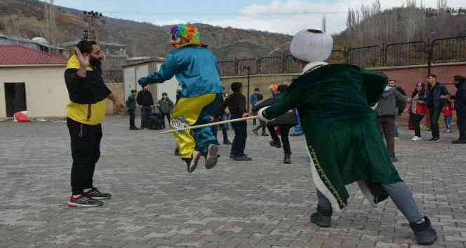 Gençlik merkezinden okullarda farklı etkinlikler