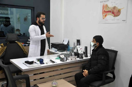 Yüksekova'da işitme ve denge kliniği açıldı