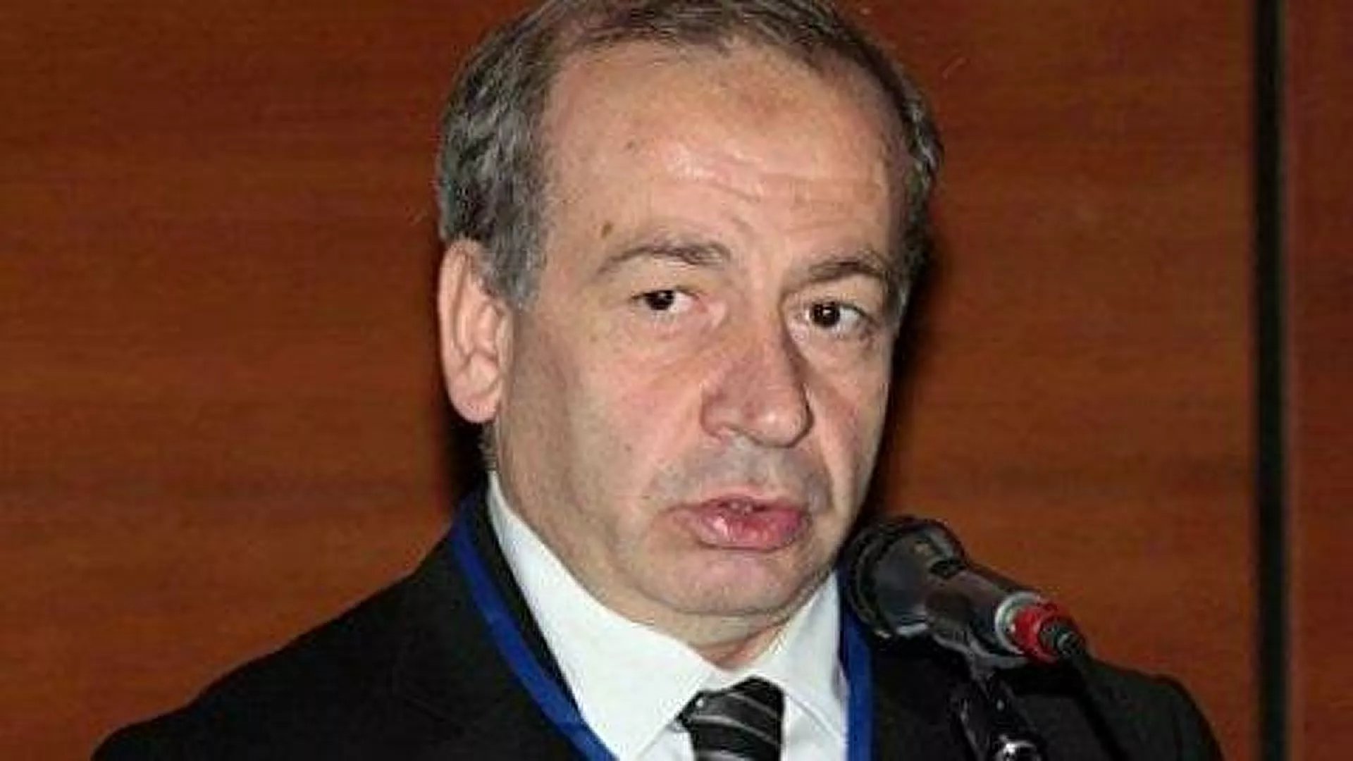 Prof. Dr. İzzet Özgenç: OHAL ilanına toplum olarak hazırlıklı olmamız gerekir