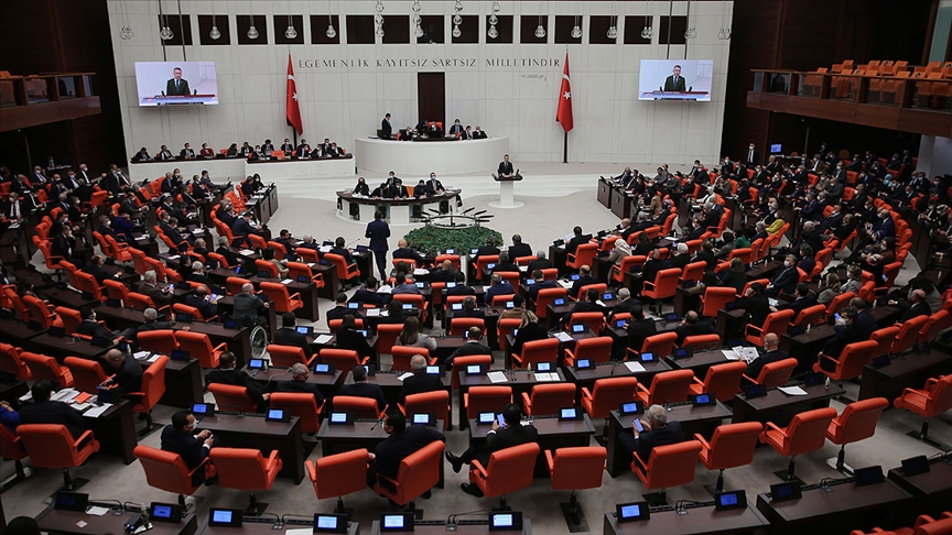 2022 bütçesi mecliste kabul edildi