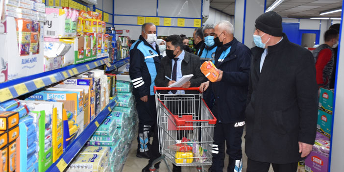 Hakkari'de marketlere yönelik fahiş fiyat denetimleri sürüyor