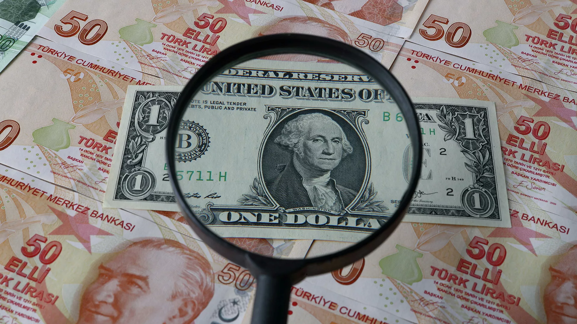 Dolar 13 lirayı aştı