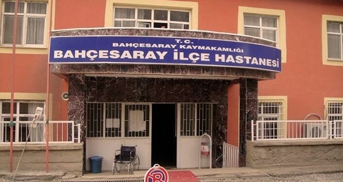 Bahçesaray’da doktor yok, hastalar helikopterle taşınıyor