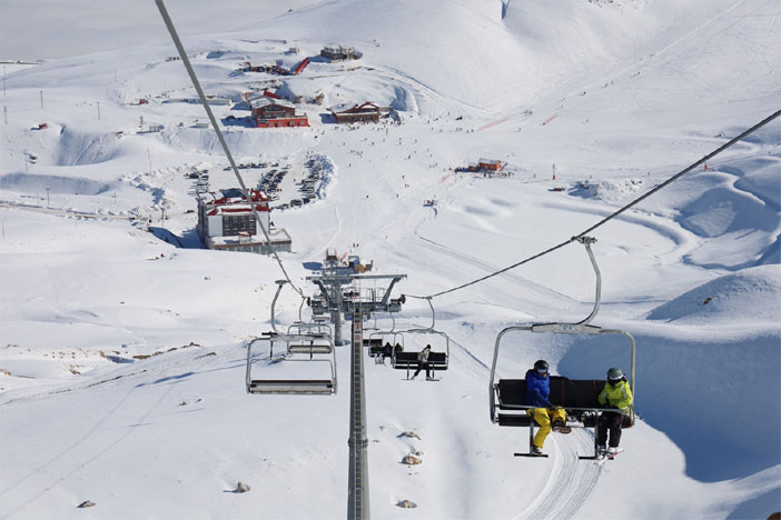 Türkiye'nin en ucuz kayağı Hakkari'de