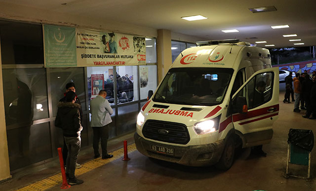 İki kardeşin bulunduğu otomobile ateş açıldı: 1 ölü, 1 yaralı