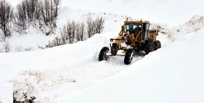 Hakkari'de 109 yerleşim yerinin yolu kapalı