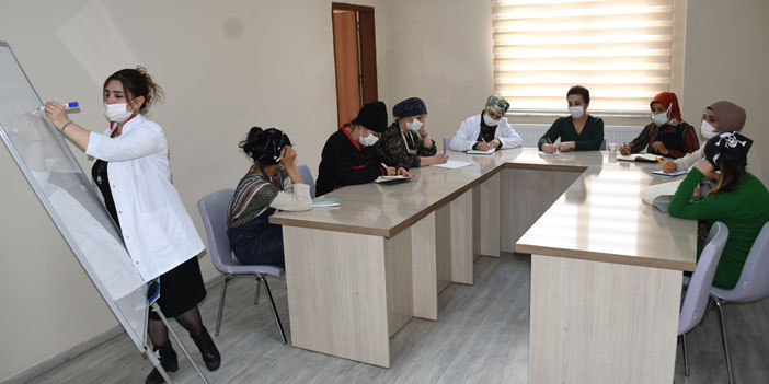 Hakkari’de aşçılara, Türk ve Dünya mutfağı eğitimi