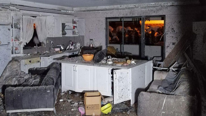 Kalorifer kazanı patladı; 2 yaralı