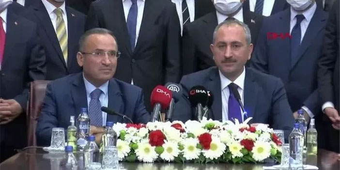 Gül görevi Bozdağ'a devretti